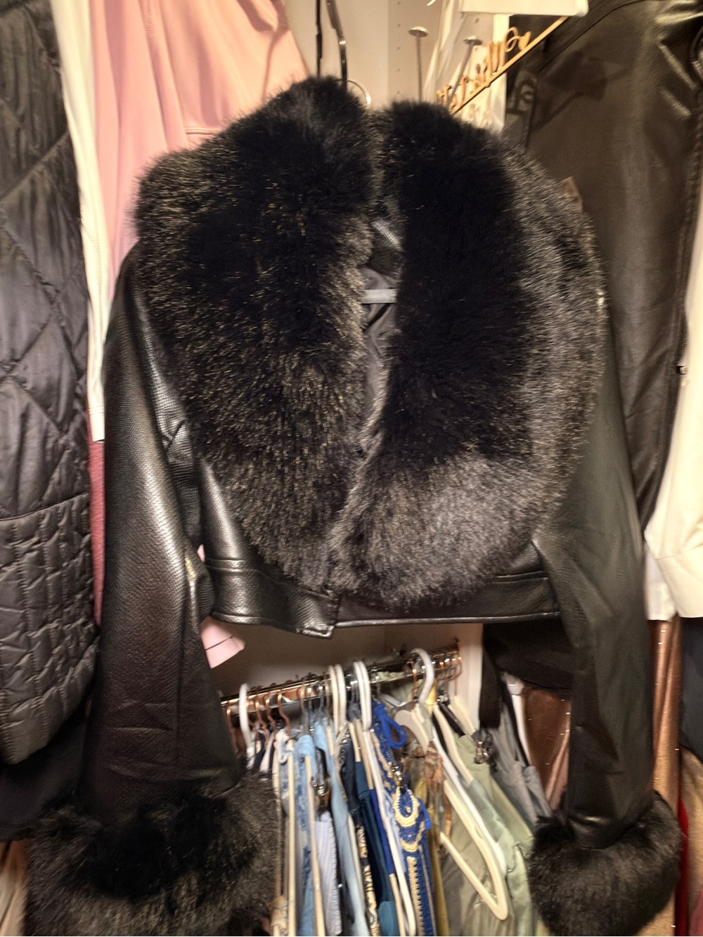 Akira Gisele Crop Moto Black Faux Fur-Trim Leather Jacket - Women